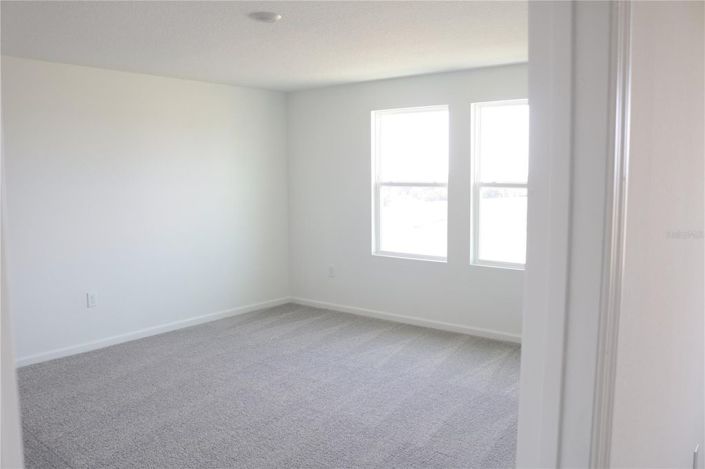 Image No.17-4 Bed House for sale