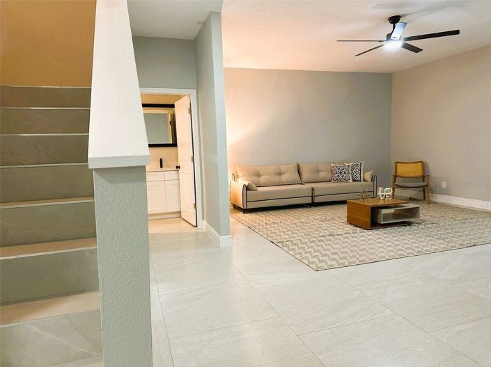 Image No.28-4 Bed House for sale