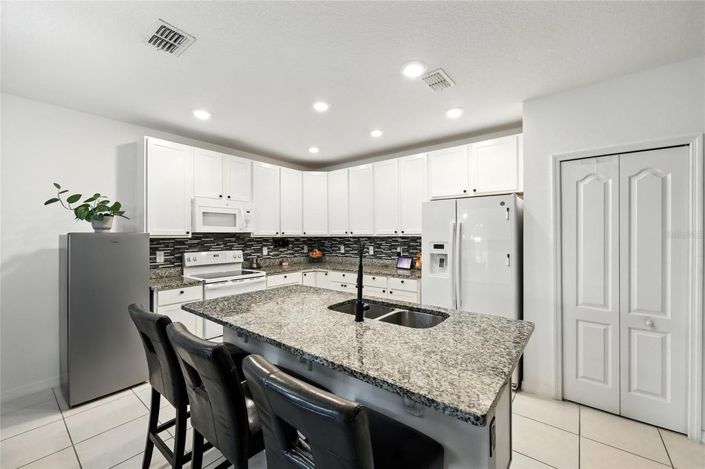 Image No.14-3 Bed House for sale