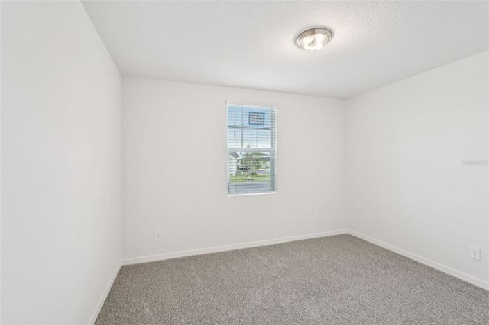 Image No.12-4 Bed House for sale