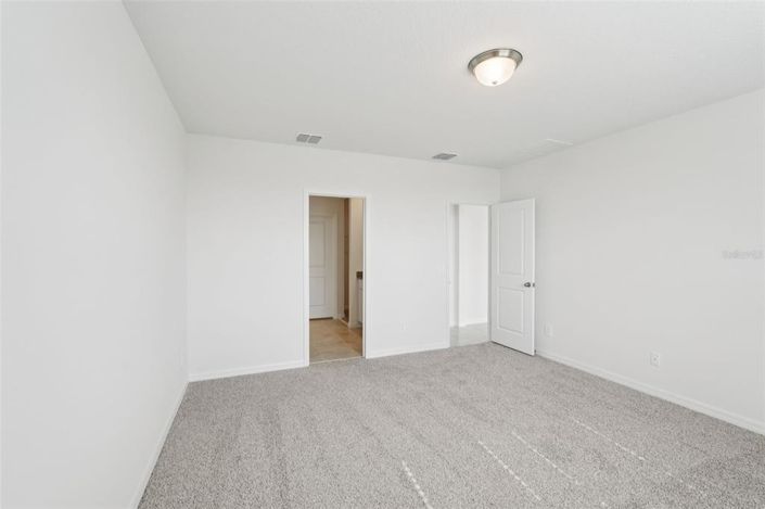 Image No.19-4 Bed House for sale