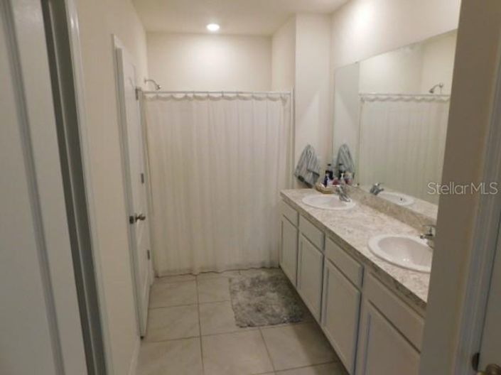 Image No.8-3 Bed House for sale