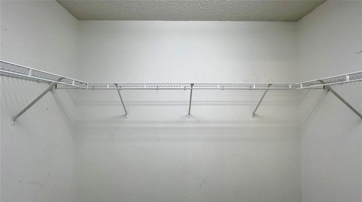 Image No.28-4 Bed House for sale