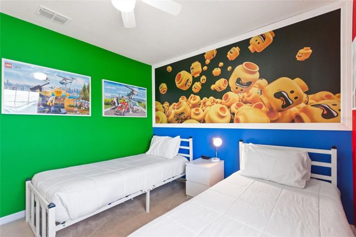 Image No.30-5 Bed Townhouse for sale