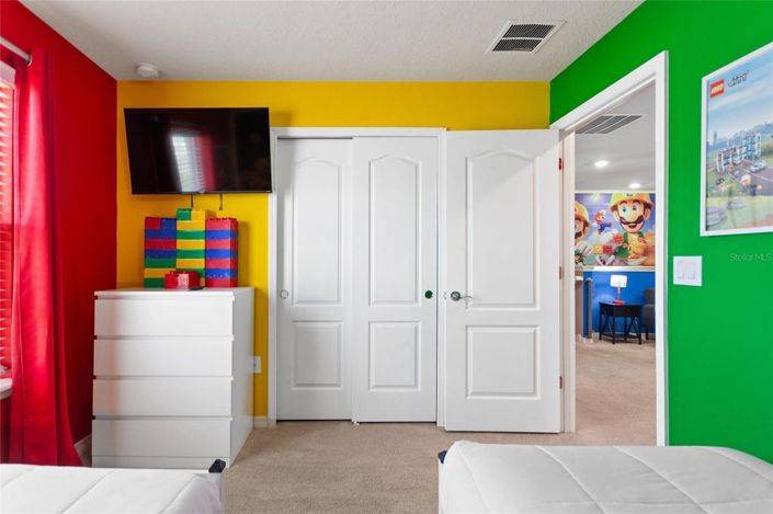 Image No.31-5 Bed Townhouse for sale