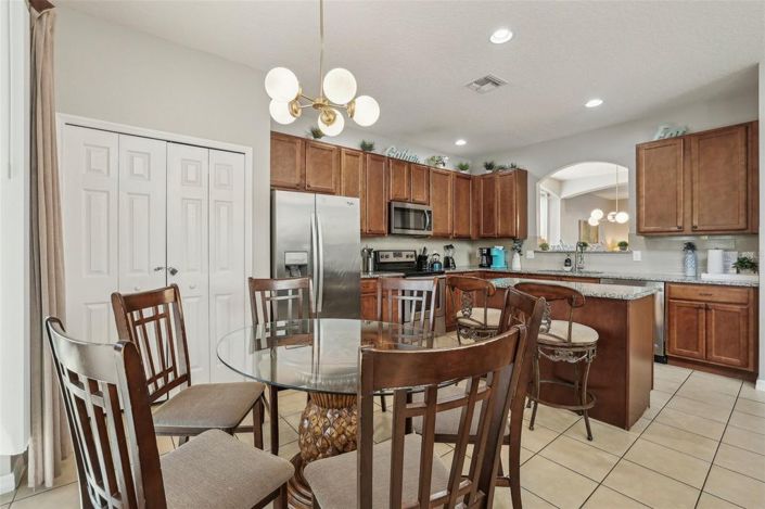 Image No.22-6 Bed House for sale