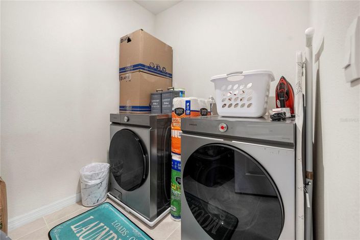 Image No.19-5 Bed House for sale