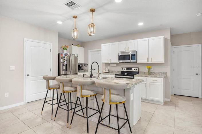 Image No.7-5 Bed House for sale