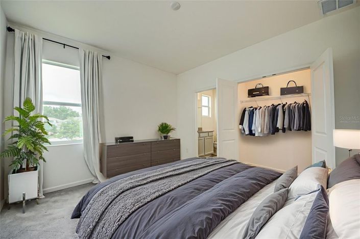 Image No.25-4 Bed House for sale