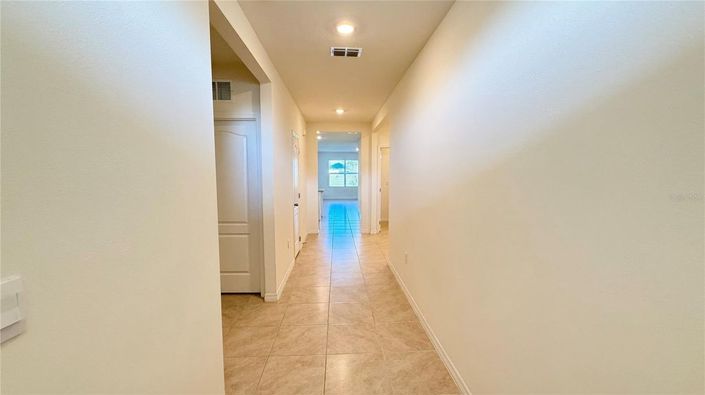 Image No.2-4 Bed House for sale