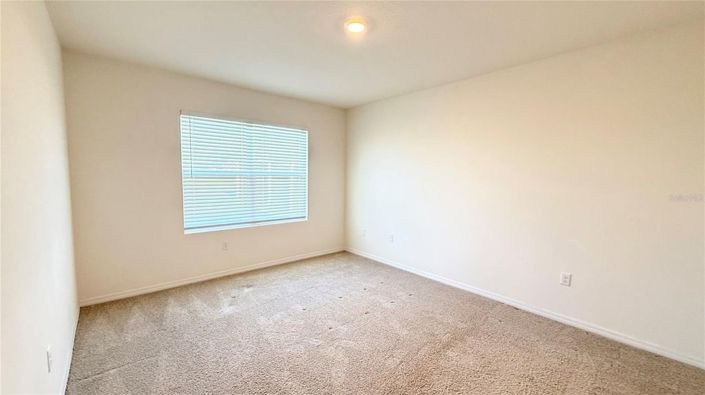 Image No.27-4 Bed House for sale