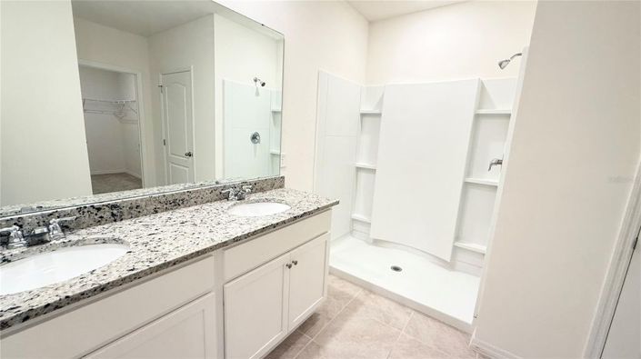 Image No.32-4 Bed House for sale