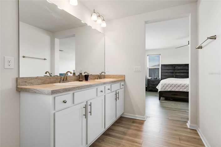 Image No.21-4 Bed Property for sale