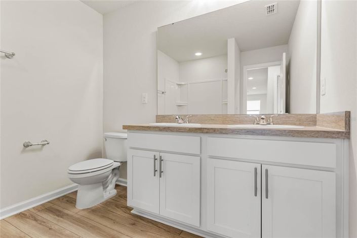 Image No.36-4 Bed Property for sale