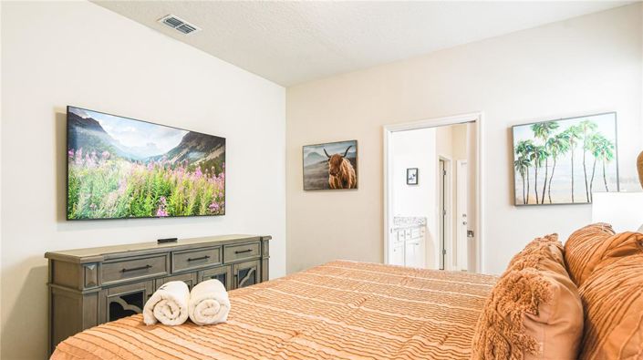 Image No.16-7 Bed House for sale