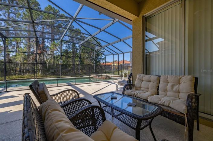 Image No.18-5 Bed House for sale