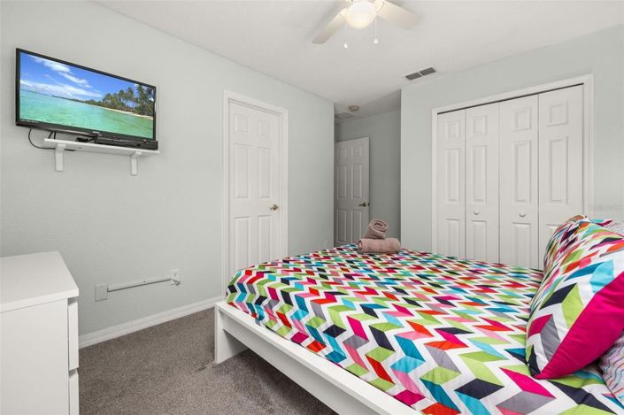 Image No.31-5 Bed House for sale