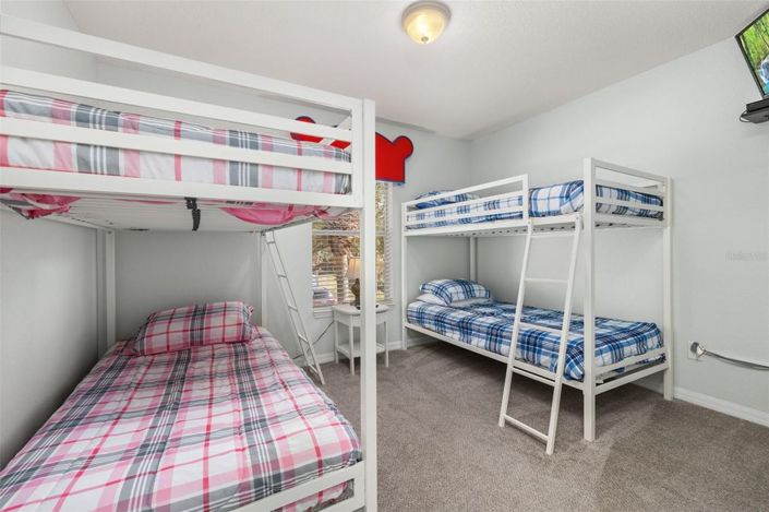 Image No.33-5 Bed House for sale