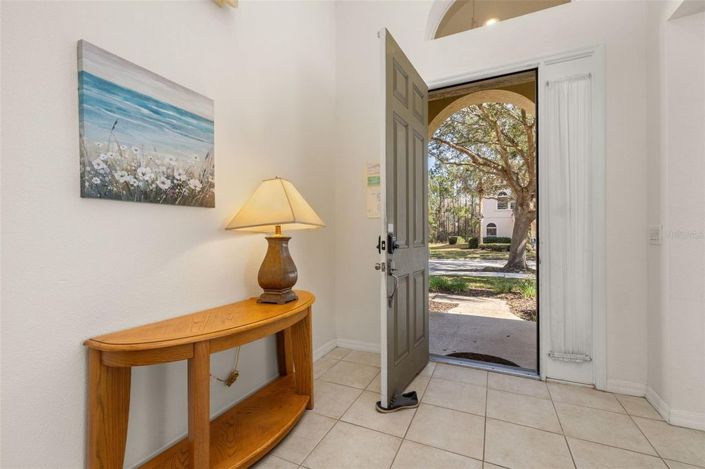 Image No.39-5 Bed House for sale