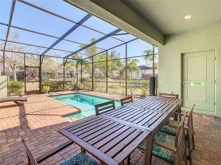 Image No.3-5 Bed Townhouse for sale