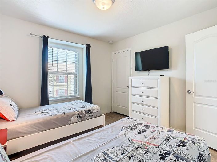 Image No.6-5 Bed Townhouse for sale