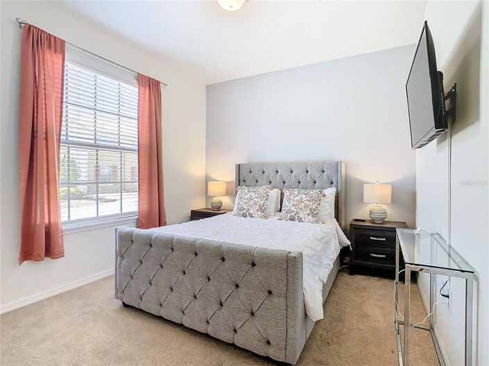 Image No.9-5 Bed Townhouse for sale