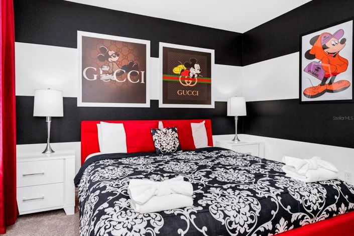 Image No.35-7 Bed House for sale