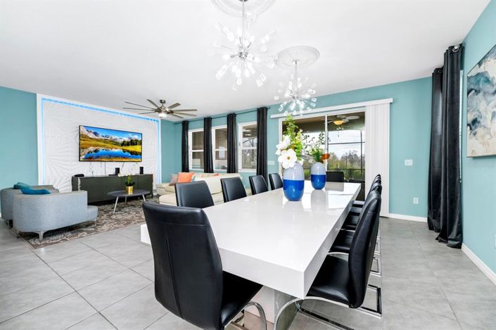 Image No.8-7 Bed House for sale