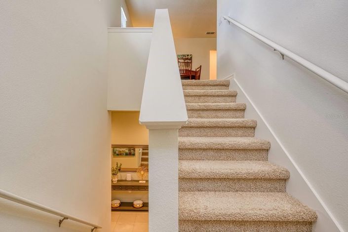 Image No.19-6 Bed House for sale