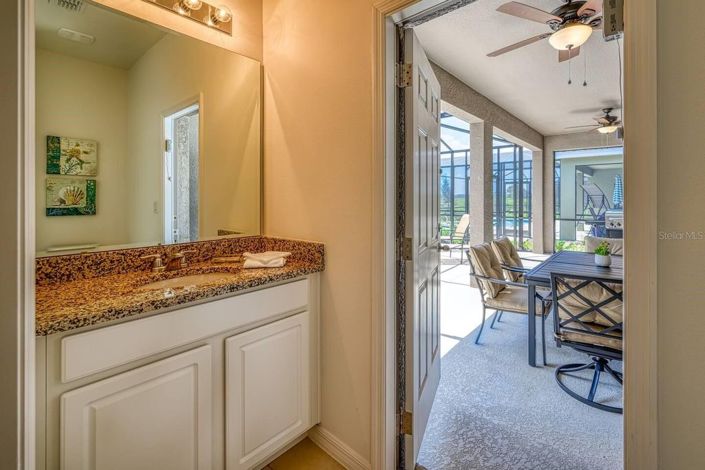 Image No.22-6 Bed House for sale