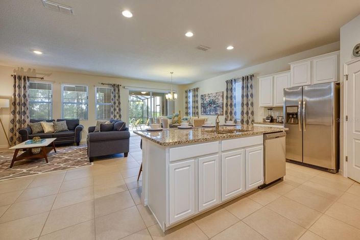 Image No.34-6 Bed House for sale