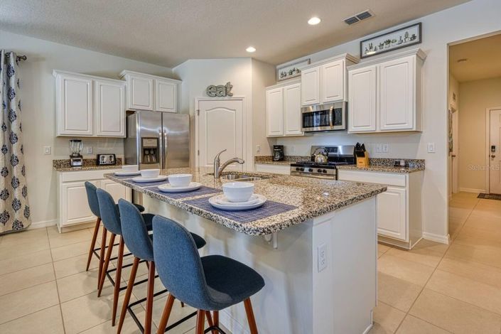 Image No.35-6 Bed House for sale