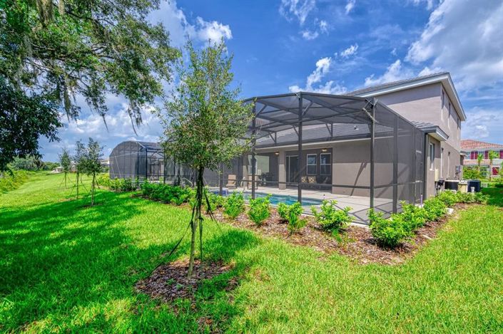 Image No.43-6 Bed Property for sale