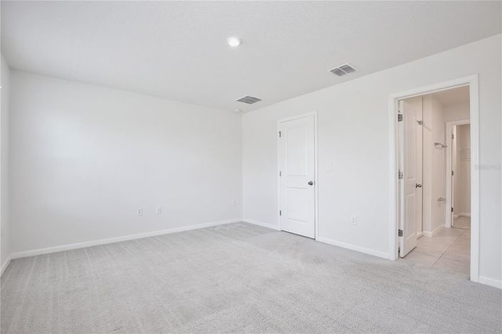 Image No.14-3 Bed Townhouse for sale