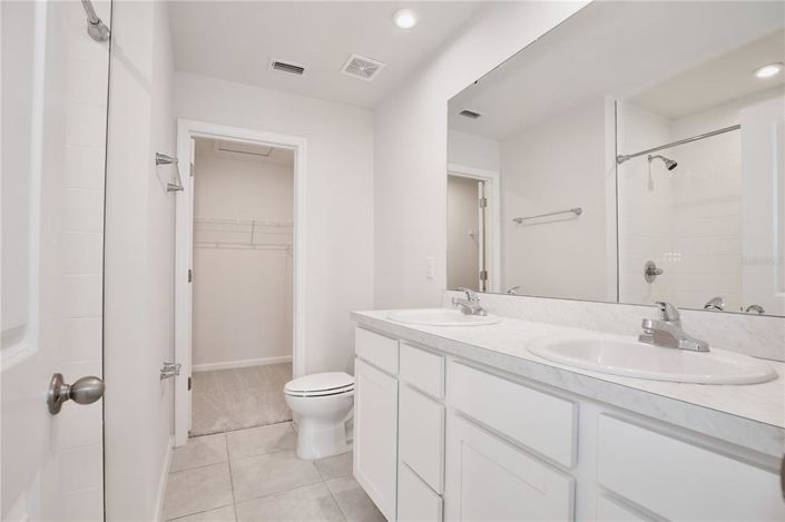 Image No.15-3 Bed Townhouse for sale