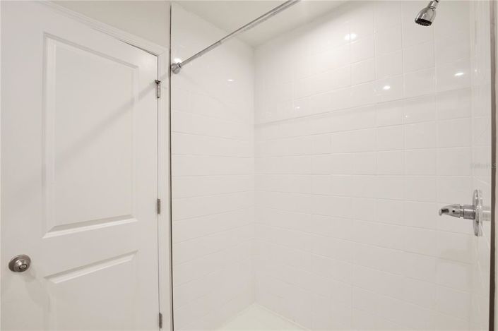 Image No.16-3 Bed Townhouse for sale