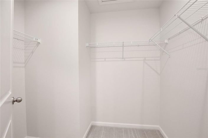 Image No.17-3 Bed Townhouse for sale