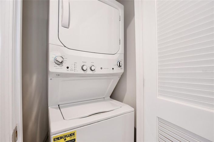 Image No.23-3 Bed Townhouse for sale