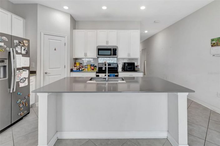 Image No.15-3 Bed House for sale