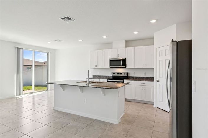 Image No.14-4 Bed Property for sale