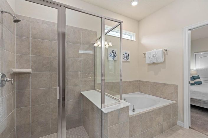 Image No.18-7 Bed House for sale