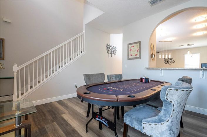 Image No.11-7 Bed House for sale