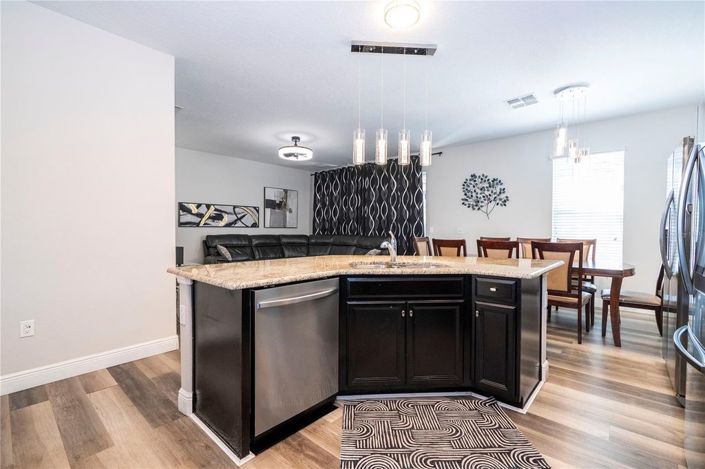 Image No.21-7 Bed House for sale