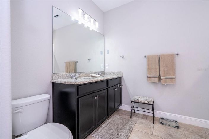 Image No.30-7 Bed House for sale