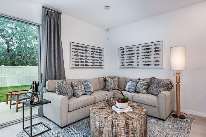 Image No.13-3 Bed Townhouse for sale