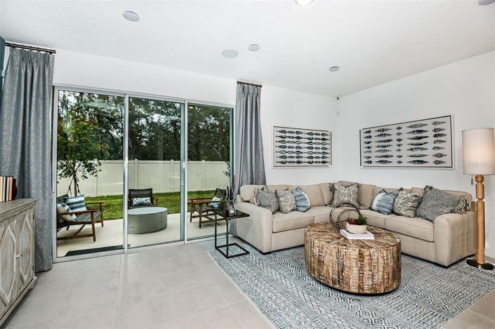 Image No.14-3 Bed Townhouse for sale