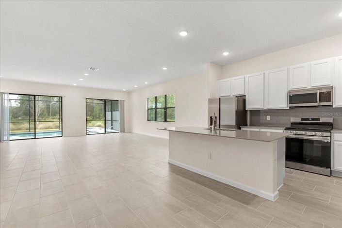 Image No.11-12 Bed House for sale