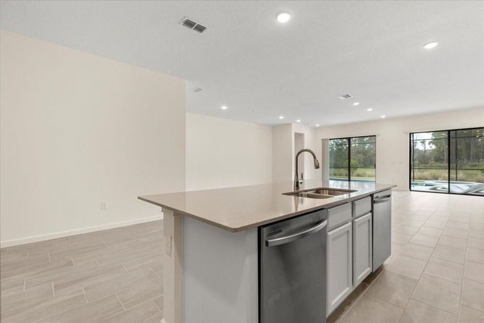 Image No.14-12 Bed House for sale