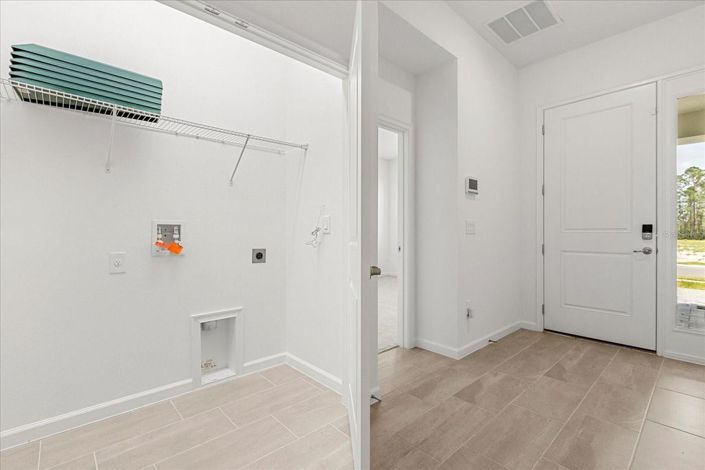 Image No.21-12 Bed House for sale