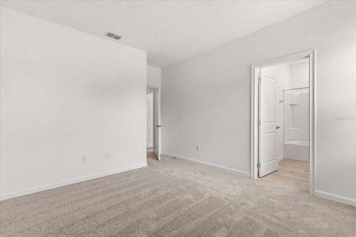 Image No.37-12 Bed House for sale